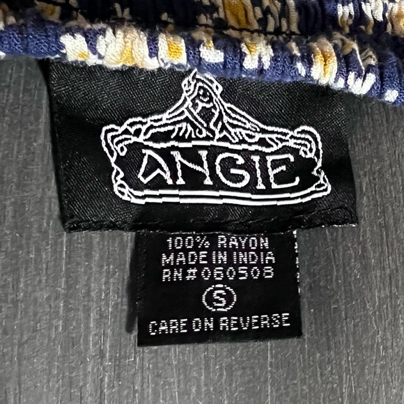 Angie Women's Twist Front Peekaboo Cutout Short Sleeve Dress size small - Picture 9 of 10